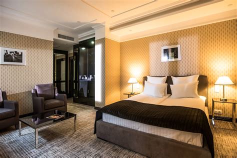 business hotel definition|Iba pa.